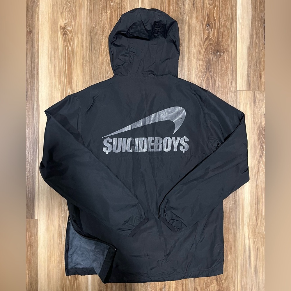 (SB Suicideboys) 1/4 Zip Windbreaker Jacket, Nike check, Black – Medium